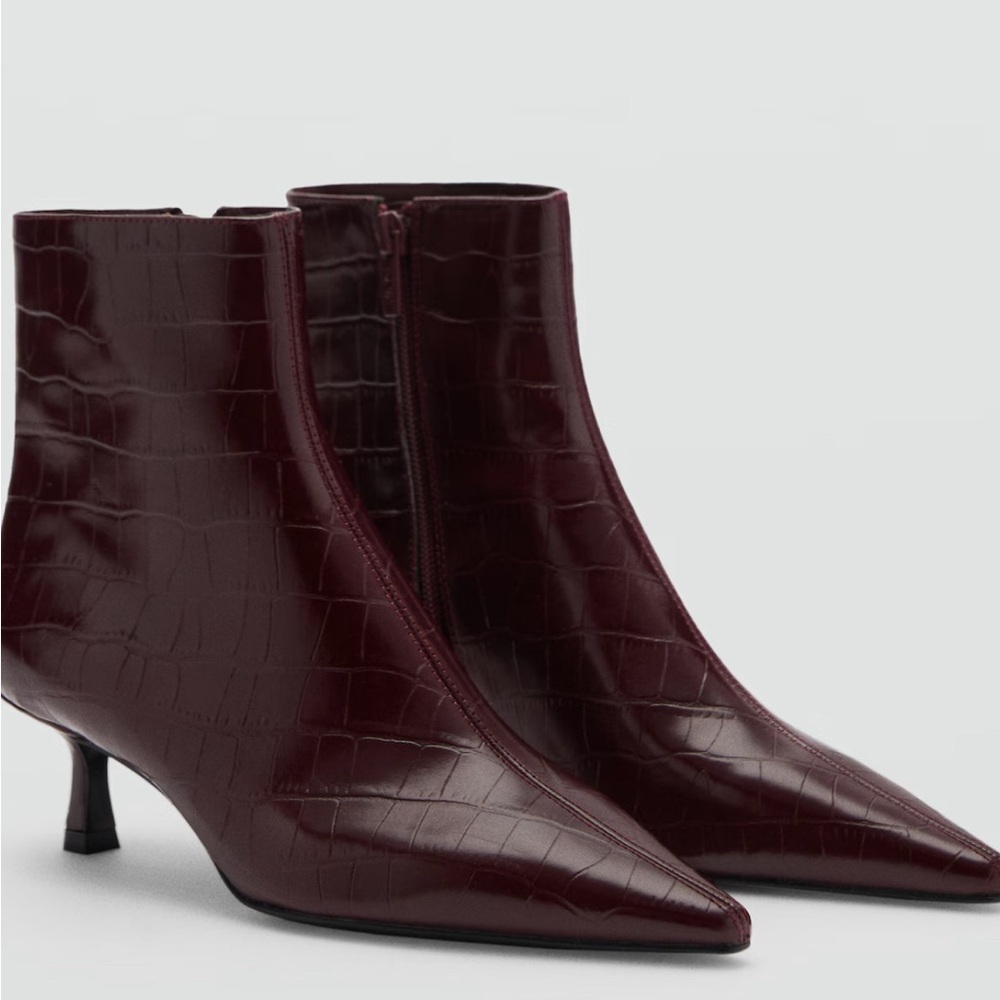 Elegant Burgundy Ankle kitten-heels Boots
